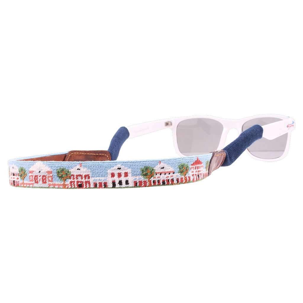 Smathers & Branson UVA Lawn Scene Needlepoint Sunglass  display picture 1