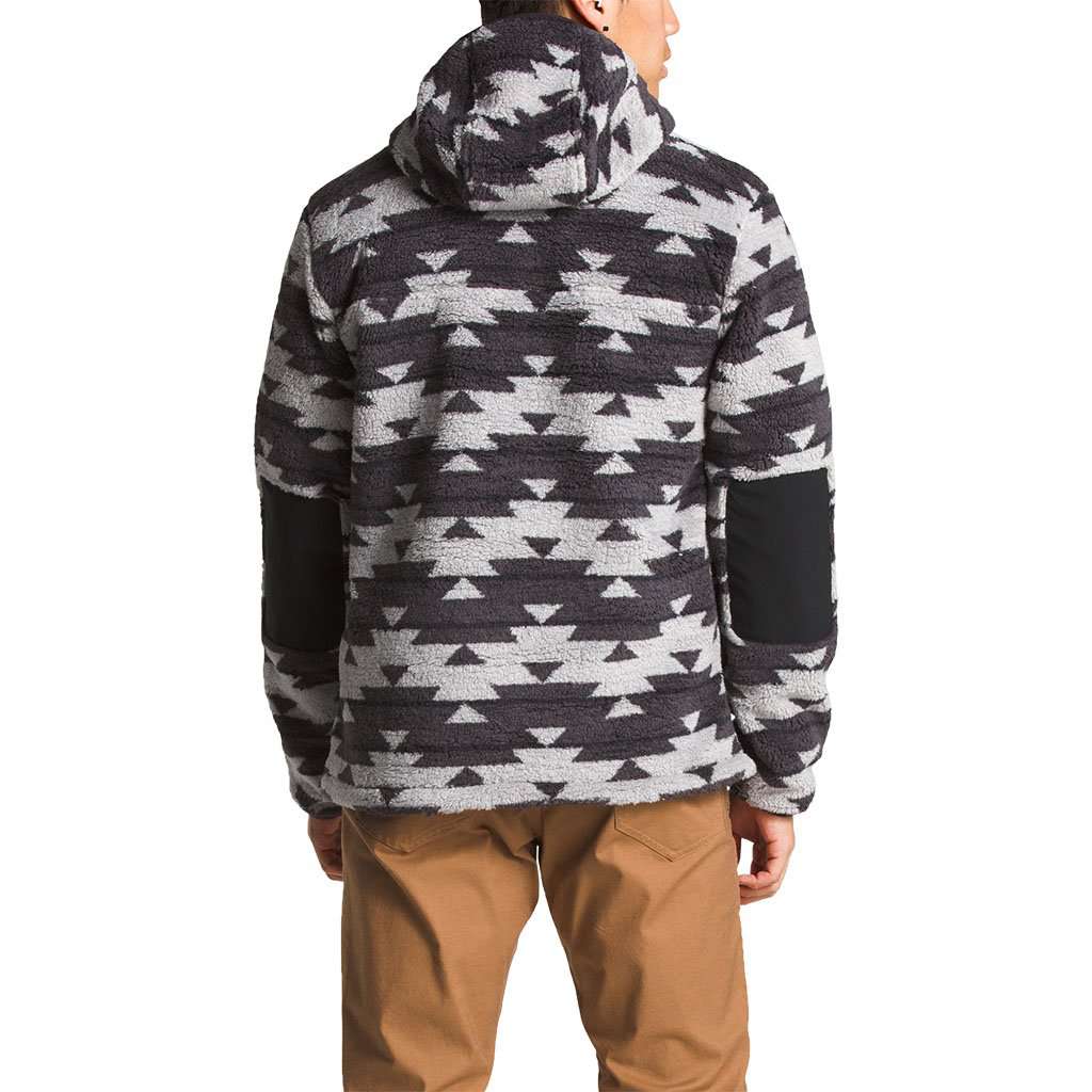 The North Face Men's Campshire Pullover Hoodie in High Rise Grey