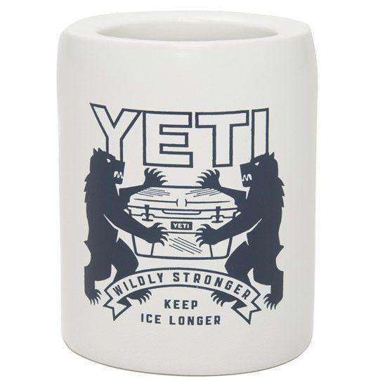 Regnjakke aflivning tin YETI Coat of Arms Can Insulator in White – Country Club Prep