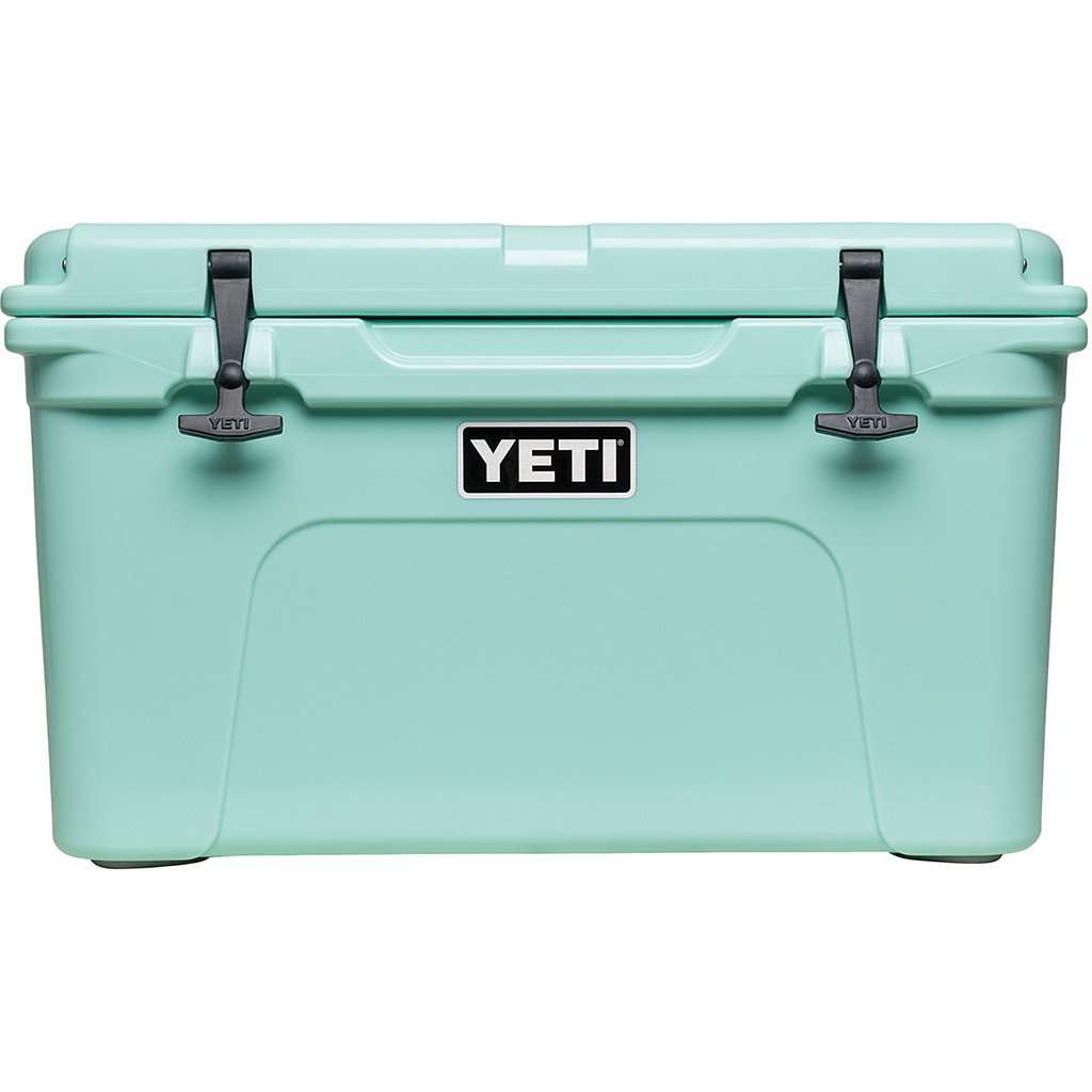 Tundra 45 in Seafoam Green by YETI - Country Club Prep