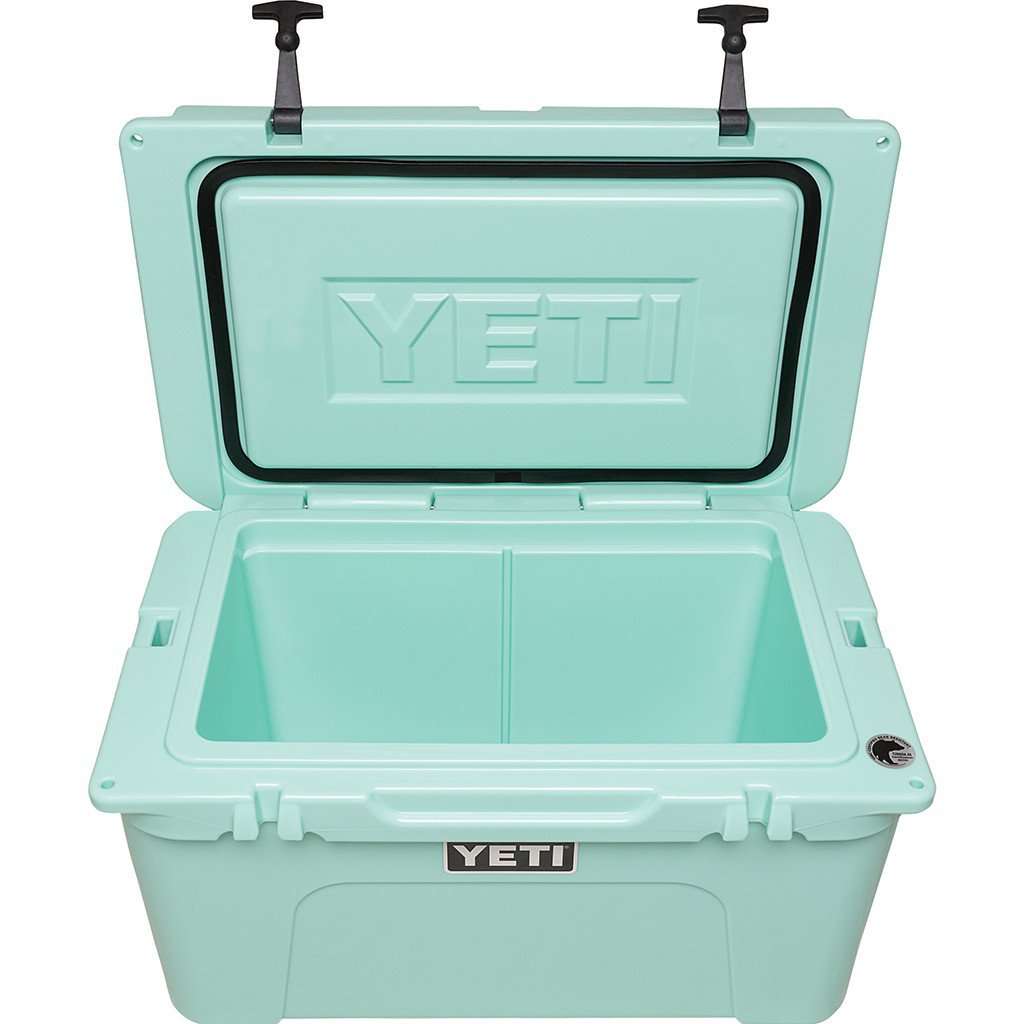 Camping Coolers Yeti Tundra 45 Seafoam Yukon Outfitters 45QT Hard