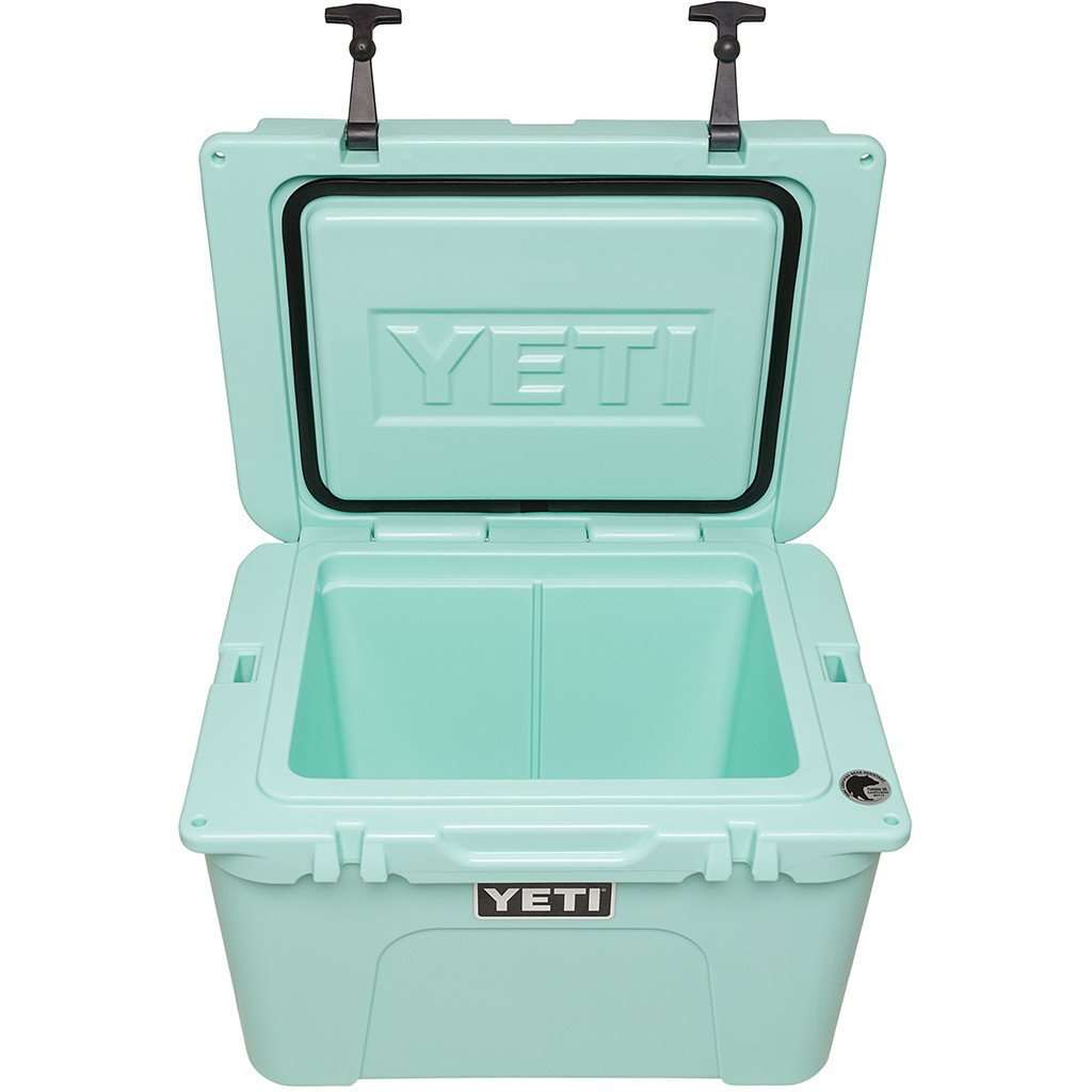 Tundra Cooler 35 in Seafoam Green by YETI - Country Club Prep