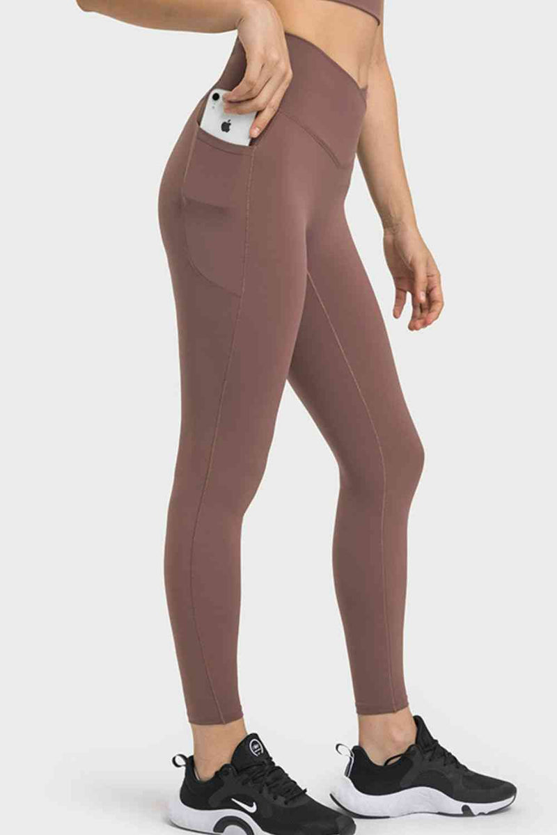 V-Waist Yoga Leggings with Pockets - Country Club Prep