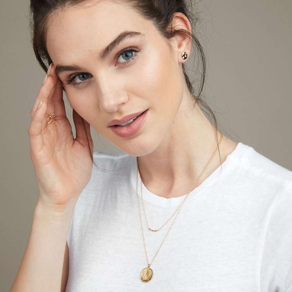 Taner bar necklace online