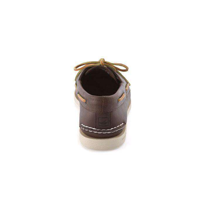 Sperry Men's Authentic Original Boat Shoe in Classic Brown – Country Club  Prep