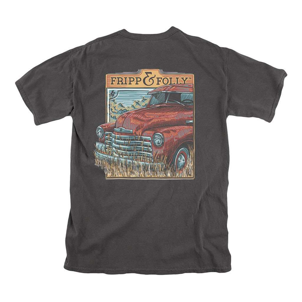 Fripp & Folly Old Truck Closeup Tee in Pepper – Country Club Prep