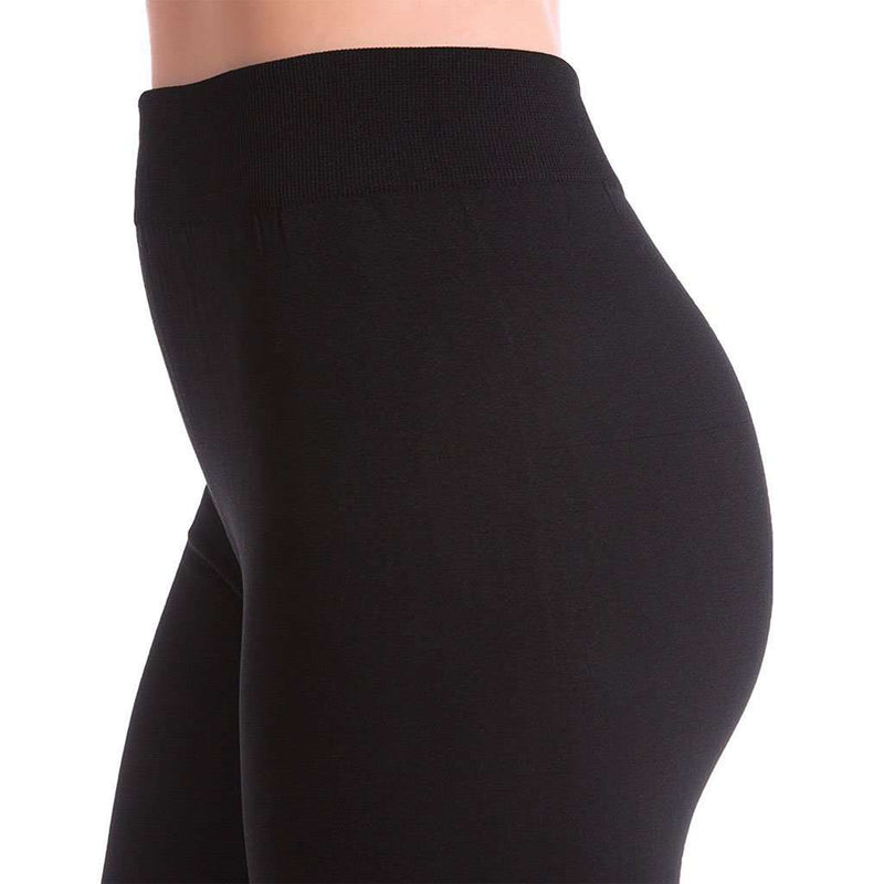 Ultra-Soft Seamless Fleece Lined Leggings in Black - Country Club Prep